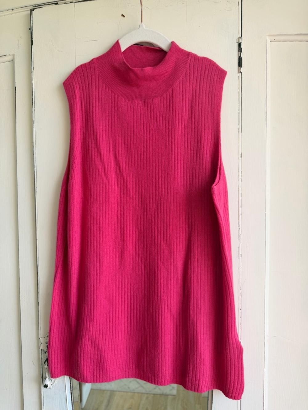 Halston Heritage Vivid Pink Ribbed Mock Neck Sleeveless Top
